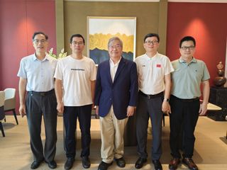 副校长欧阳松应教授会见美国麻省...